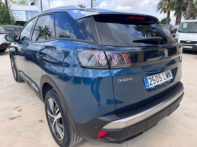 PEUGEOT 3008 ALLURE 1.2. E-THP AUTO SPANISH LHD IN SPAIN ONLY 72000 MILES 2021